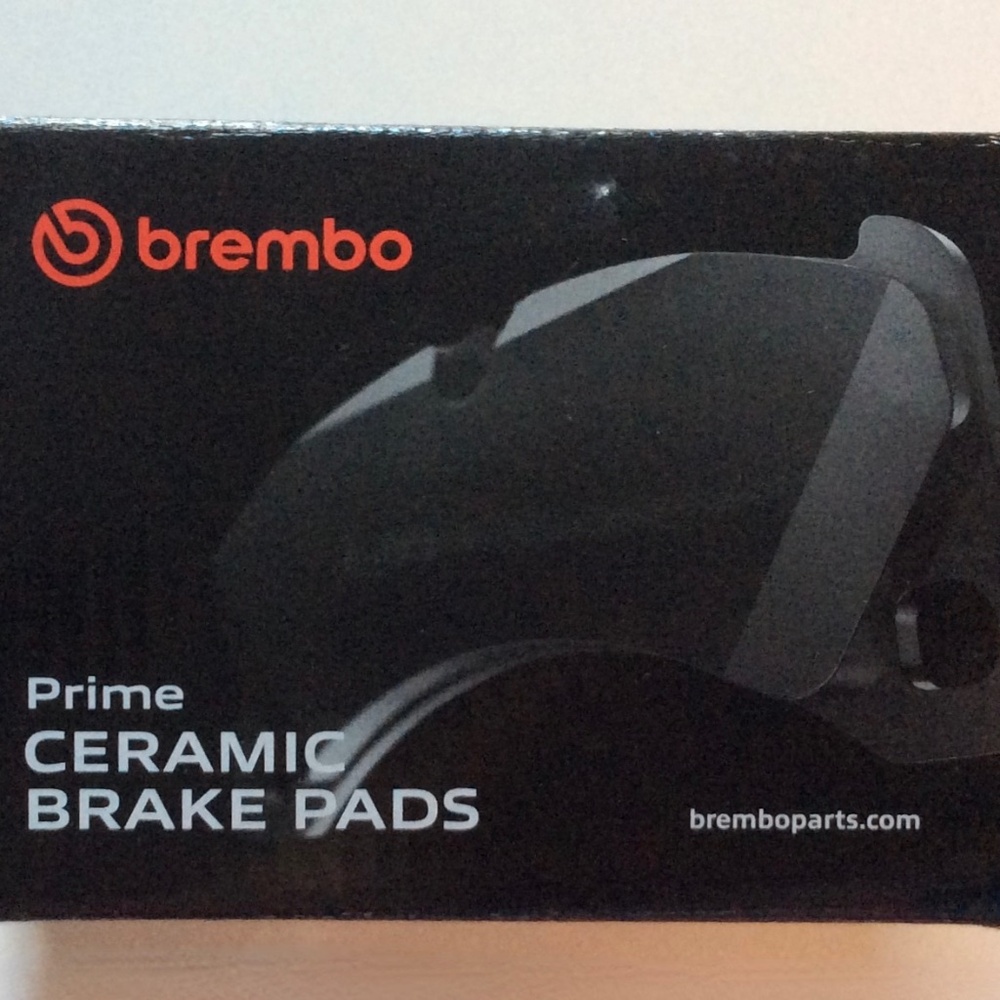 BREMBO Ceramic Brake Pads